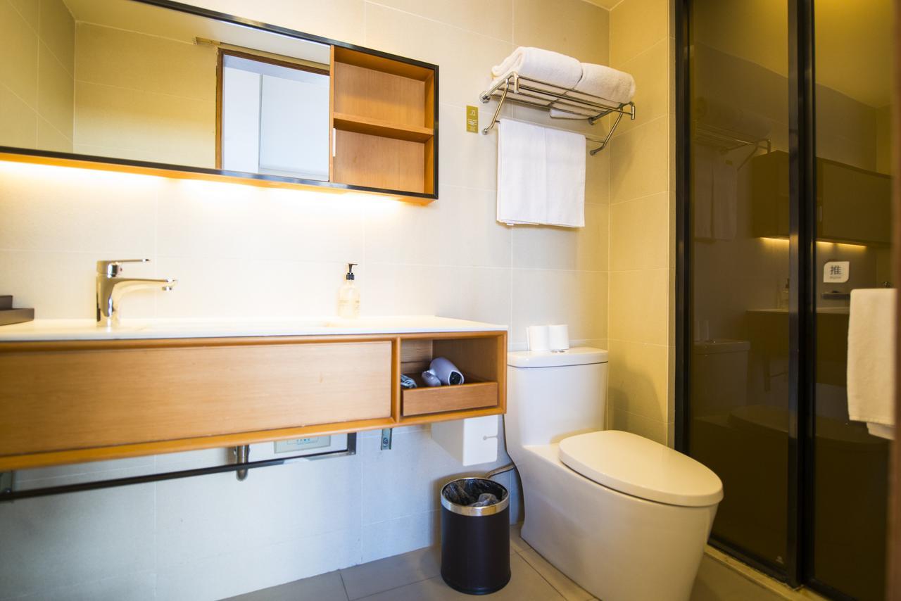 Ji Hotel Shanghai Kangqiao Xiuyan Road Exteriör bild
